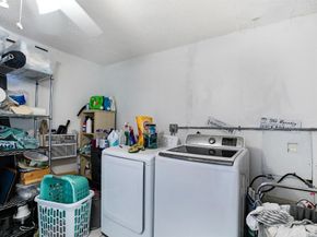1395 SW 46 Th Avenue, Fort Lauderdale FL 33317