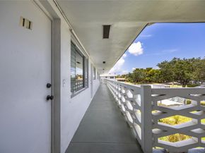 3847 S Circle Dr 11, Hollywood FL 33021