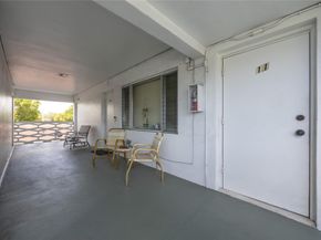 3847 S Circle Dr 11, Hollywood FL 33021