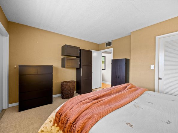 3847 S Circle Dr 11, Hollywood FL 33021