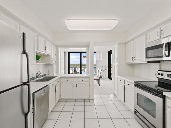 120 Lakeshore Drive 735, North Palm Beach FL 33408