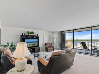 120 Lakeshore Drive