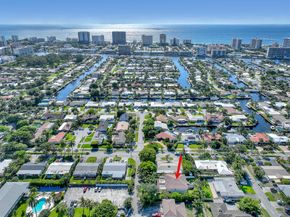 2560 NE 11th Street, Pompano Beach FL 33062