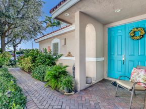 2560 NE 11th Street, Pompano Beach FL 33062