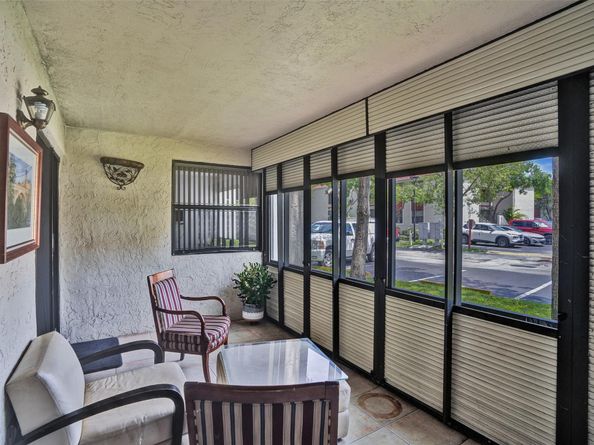 20065 NE 3rd Ct 5, Miami FL 33179