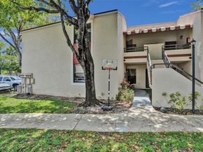 20065 NE 3rd Ct 5, Miami FL 33179