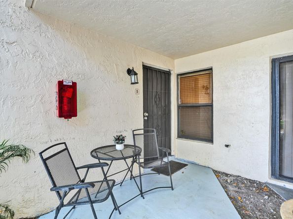 20065 NE 3rd Ct 5, Miami FL 33179