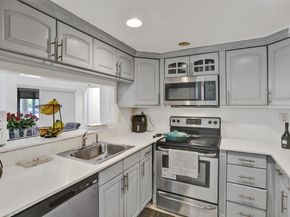 20065 NE 3rd Ct 5, Miami FL 33179