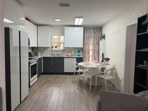 1719 S Hayes St, Hollywood FL 33020