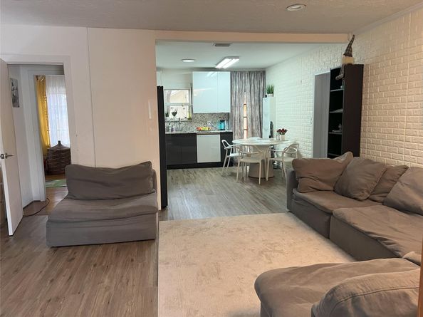 1719 S Hayes St, Hollywood FL 33020
