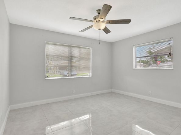 Undisclosed Address #FX-10513622, Tamarac FL 33321