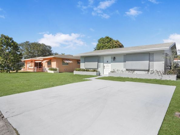 7505 NW 58th St, Tamarac FL 33321
