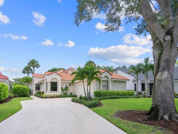 9453 E Fairway Terrace, West Palm Beach FL 33411
