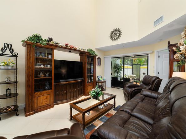 703 Sea Oats Drive C4, Juno Beach FL 33408