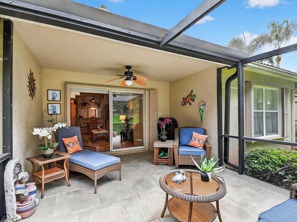 9484 Swansea Lane, West Palm Beach FL 33411