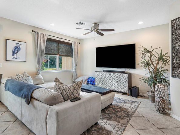 4607 Mediterranean Circle, Palm Beach Gardens FL 33418