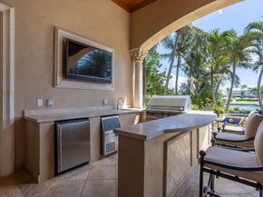 3870 NE 31st Avenue, Lighthouse Point FL 33064