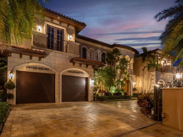 3870 NE 31st Avenue, Lighthouse Point FL 33064