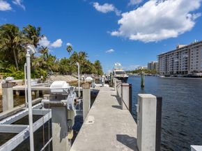 3870 NE 31st Avenue, Lighthouse Point FL 33064
