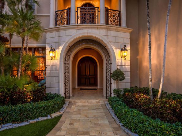 3870 NE 31st Avenue, Lighthouse Point FL 33064