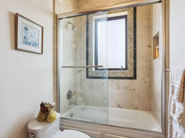 3870 NE 31st Avenue, Lighthouse Point FL 33064