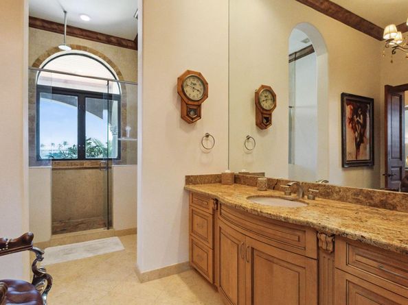 3870 NE 31st Avenue, Lighthouse Point FL 33064