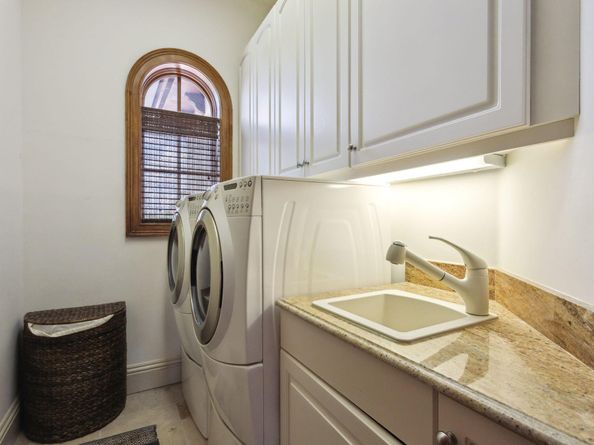 3870 NE 31st Avenue, Lighthouse Point FL 33064