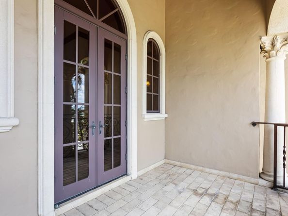 3870 NE 31st Avenue, Lighthouse Point FL 33064