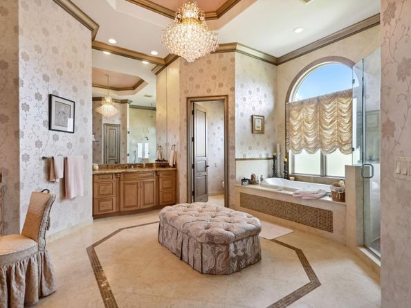 3870 NE 31st Avenue, Lighthouse Point FL 33064