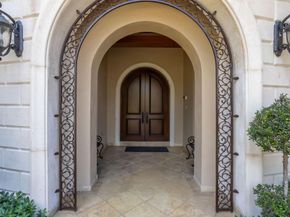 3870 NE 31st Avenue, Lighthouse Point FL 33064