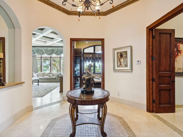 3870 NE 31st Avenue, Lighthouse Point FL 33064