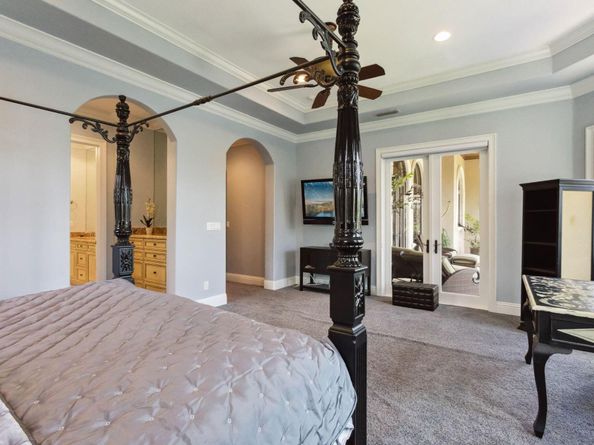 3870 NE 31st Avenue, Lighthouse Point FL 33064