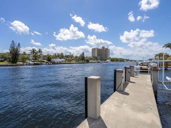 3870 NE 31st Avenue, Lighthouse Point FL 33064