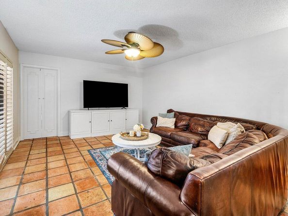 125 1st Terrace, Palm Beach Gardens FL 33418