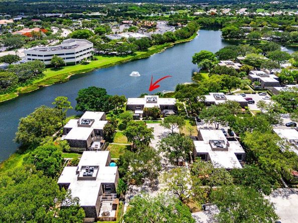 125 1st Terrace, Palm Beach Gardens FL 33418