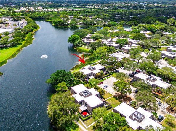 125 1st Terrace, Palm Beach Gardens FL 33418