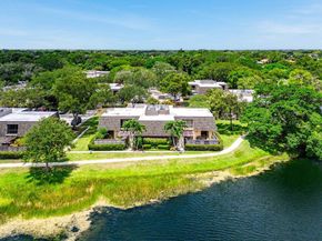 125 1st Terrace, Palm Beach Gardens FL 33418