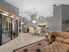 5914 Parkwalk Circle W, Boynton Beach FL 33472