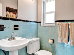 326 S 14th Avenue, Hollywood FL 33020
