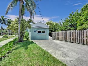 326 S 14th Avenue, Hollywood FL 33020