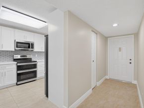 5574 Witney Drive 104, Delray Beach FL 33484