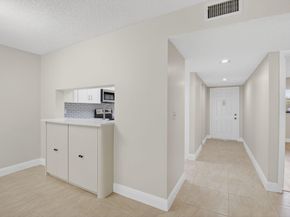 5574 Witney Drive 104, Delray Beach FL 33484