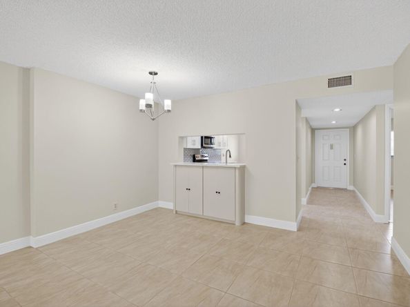 5574 Witney Drive 104, Delray Beach FL 33484
