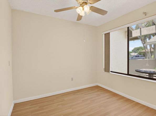 2915 NW 14th Street, Delray Beach FL 33445