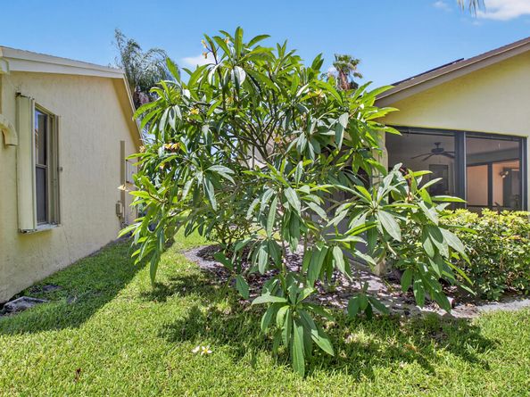 2915 NW 14th Street, Delray Beach FL 33445
