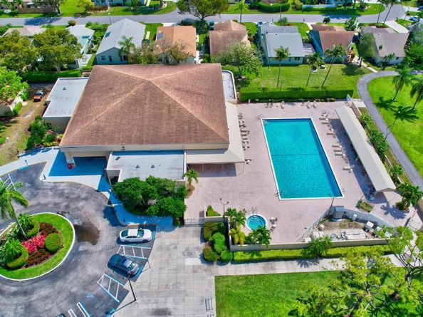 2915 NW 14th Street, Delray Beach FL 33445