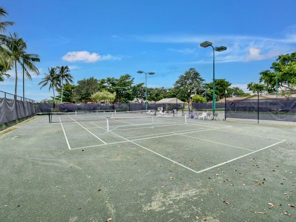 2915 NW 14th Street, Delray Beach FL 33445