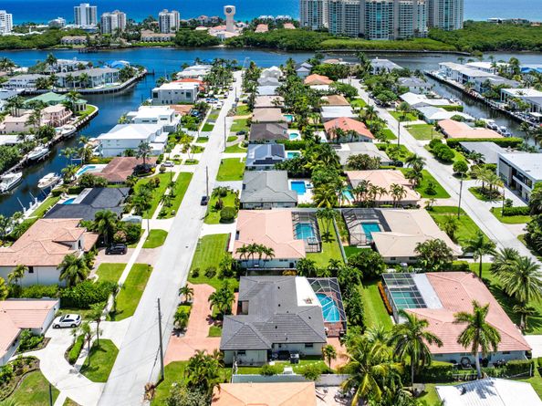 808 Appleby Street, Boca Raton FL 33487