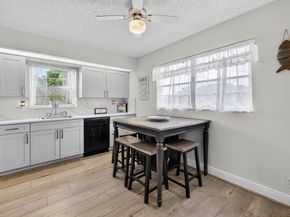 1603 Abaco Dr M4, Coconut Creek FL 33066