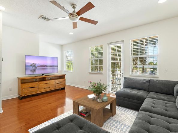 105 Harbors Way, Boynton Beach FL 33435